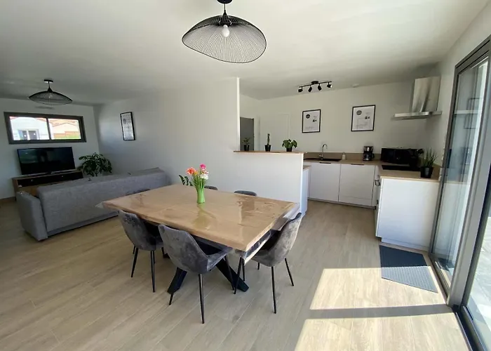 La Colinette - 5min Du Puydufou Шамбрето