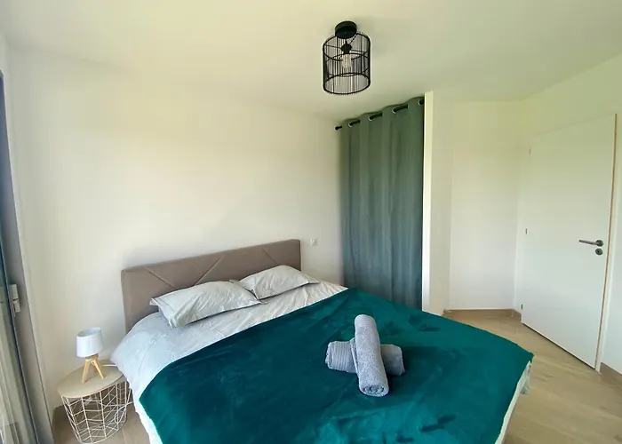 La Colinette - 5min Du Puydufou Дом отдыха *