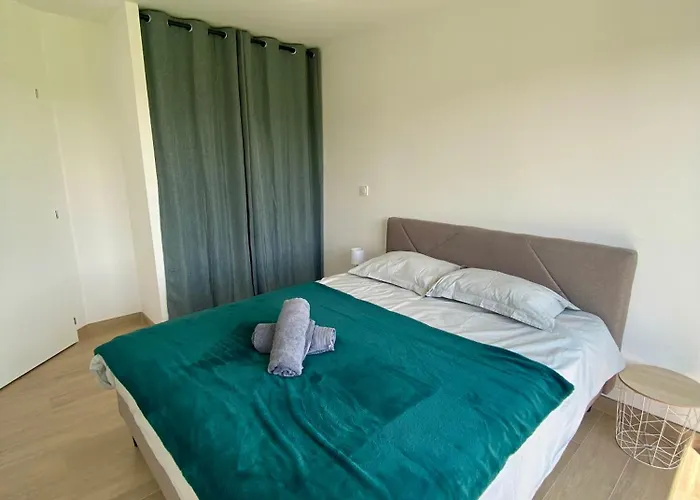 La Colinette - 5min Du Puydufou * Шамбрето